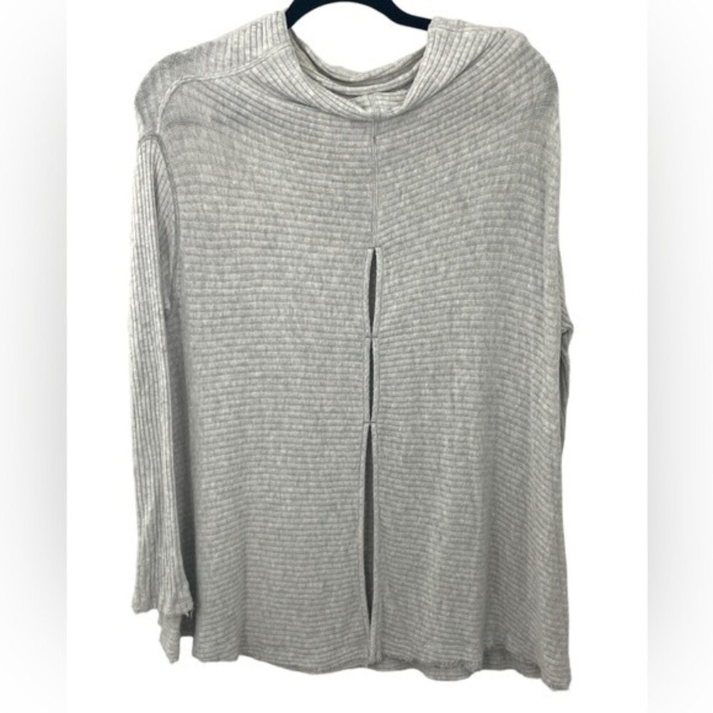 Free People We the Free Lover Split Back Rib Thermal Top Sweater Size SMALL Grey
